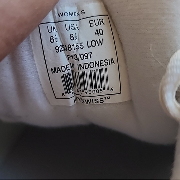 K-Swiss Tennis shoes - Picture 3 of 6